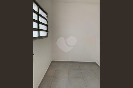 Casa à venda com 3 quartos, 133m² em Vila Alexandria, São Paulo