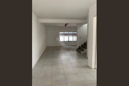 Casa à venda com 3 quartos, 133m² em Vila Alexandria, São Paulo