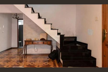 Casa à venda com 3 quartos, 280m² em Vila Guarani, São Paulo