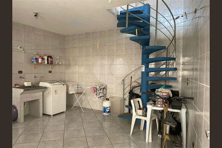 Casa à venda com 3 quartos, 280m² em Vila Guarani, São Paulo