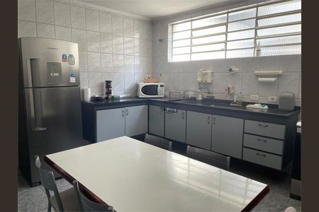 Casa à venda com 3 quartos, 280m² em Vila Guarani, São Paulo