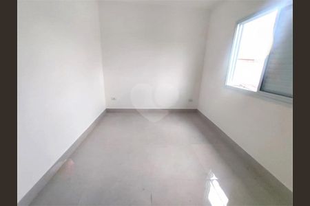 Casa à venda com 3 quartos, 170m² em Vila Paulo Silas, São Paulo