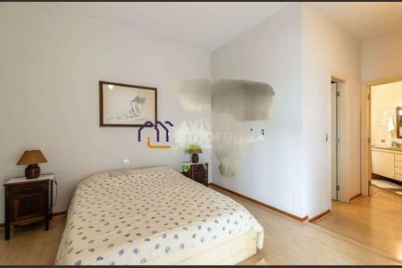 Apartamento à venda com 242m², 4 quartos e 4 vagas