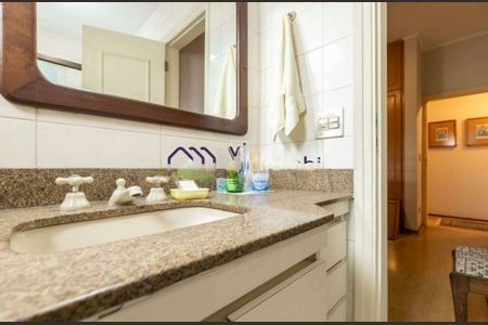 Apartamento à venda com 242m², 4 quartos e 4 vagas