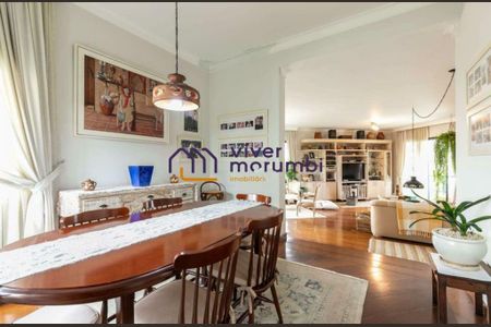 Apartamento à venda com 242m², 4 quartos e 4 vagas