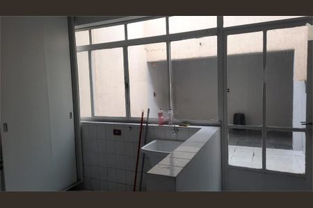 Casa à venda com 3 quartos, 226m² em Vila Curuçá, Santo André