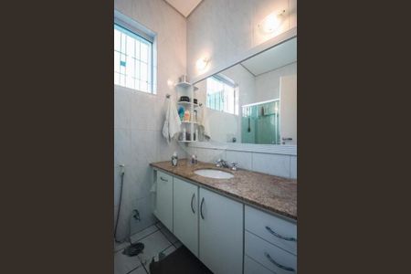 Casa à venda com 2 quartos, 120m² em Vila Moinho Velho, São Paulo