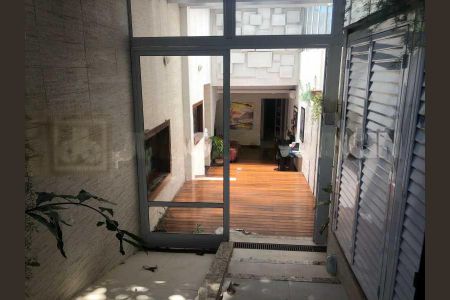 Casa à venda com 669m², 4 quartos e 3 vagas