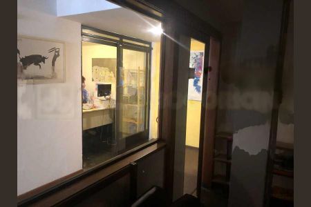 Casa à venda com 669m², 4 quartos e 3 vagas