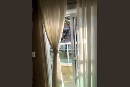 Casa à venda com 3 quartos, 235m² em Parque Novo Oratório, Santo André