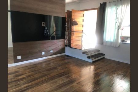 Casa à venda com 3 quartos, 235m² em Parque Novo Oratório, Santo André