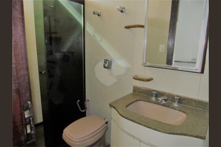 Casa à venda com 3 quartos, 250m² em Jardim Santo Amaro, São Paulo