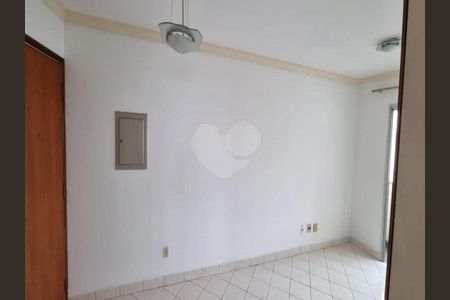 Apartamento à venda com 62m², 2 quartos e 1 vaga