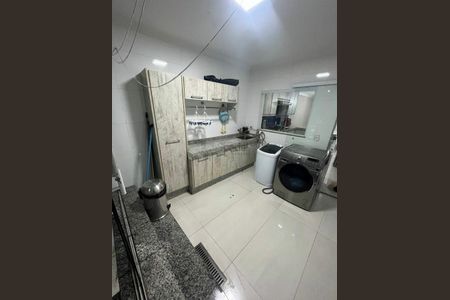 Casa à venda com 3 quartos, 150m² em Cidade Mãe do Céu, São Paulo