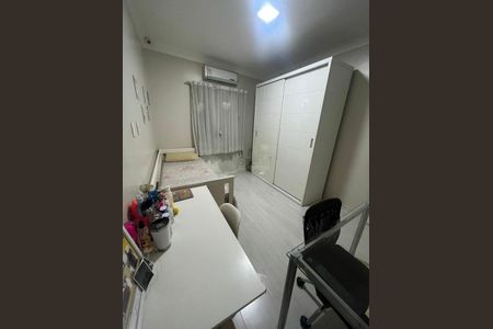 Casa à venda com 3 quartos, 150m² em Cidade Mãe do Céu, São Paulo