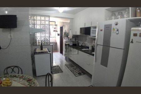 Apartamento à venda com 227m², 4 quartos e 3 vagas