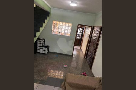Casa à venda com 4 quartos, 150m² em Vila Dalila, São Paulo