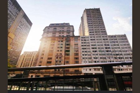Apartamento à venda com 38m², 1 quarto e sem vaga