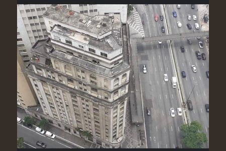 Apartamento à venda com 38m², 1 quarto e sem vaga