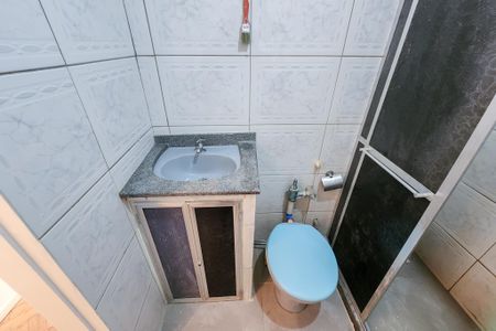 Banheiro  de apartamento para alugar com 1 quarto, 32m² em Santa Teresa, Rio de Janeiro