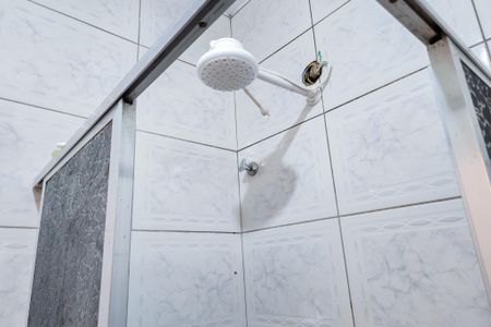 Banheiro  de apartamento para alugar com 1 quarto, 32m² em Santa Teresa, Rio de Janeiro