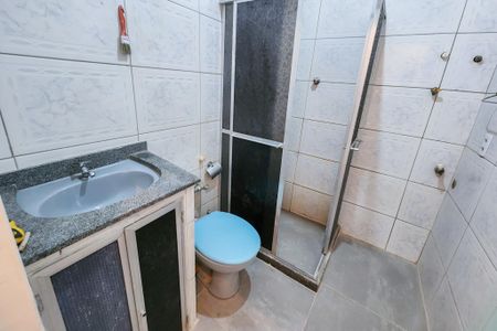 Banheiro  de apartamento para alugar com 1 quarto, 32m² em Santa Teresa, Rio de Janeiro