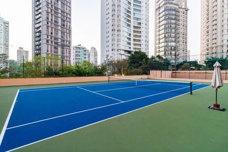 Apartamento à venda com 170m², 3 quartos e 4 vagas