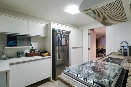 Apartamento à venda com 170m², 3 quartos e 4 vagas