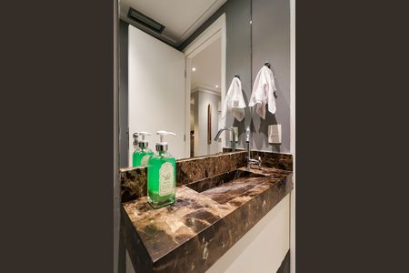 Apartamento à venda com 170m², 3 quartos e 4 vagas