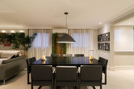 Apartamento à venda com 170m², 3 quartos e 4 vagas