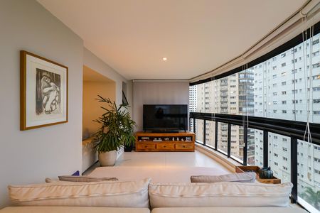 Apartamento à venda com 170m², 3 quartos e 4 vagas