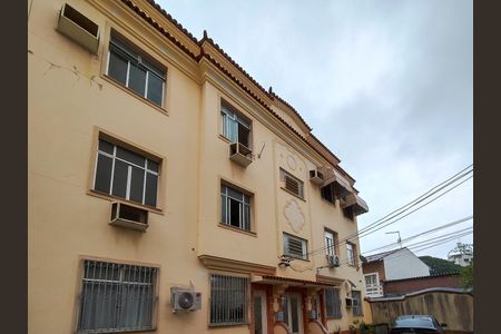 Apartamento à venda com 65m², 2 quartos e 1 vaga Apartamento à venda com 65m², 2 quartos e 1 vagaFachada do Prédio