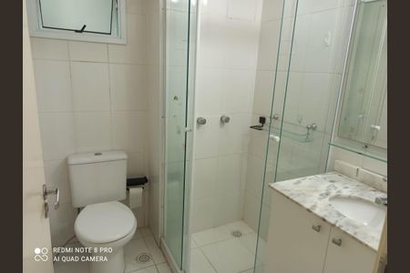 Banheiro  de apartamento à venda com 3 quartos, 74m² em Vila Industrial (Campinas), Campinas