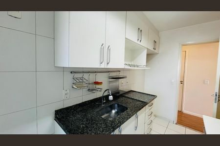 Apartamento à venda com 74m², 3 quartos e 2 vagas Apartamento à venda com 74m², 3 quartos e 2 vagasCozinha