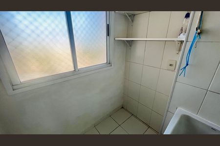 Apartamento à venda com 74m², 3 quartos e 2 vagas Apartamento à venda com 74m², 3 quartos e 2 vagasÁrea de serviço