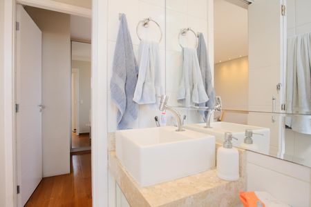 Apartamento à venda com 54m², 2 quartos e 1 vagaBanheiro