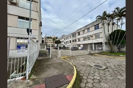 Apartamento para alugar com 74m², 2 quartos e 1 vaga Apartamento para alugar com 74m², 2 quartos e 1 vagaFachada