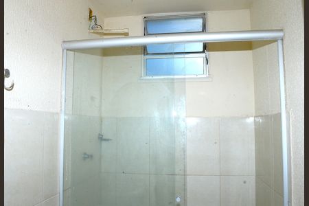 Banheiro de apartamento para alugar com 2 quartos, 49m² em Jardim Vitória, Belo Horizonte