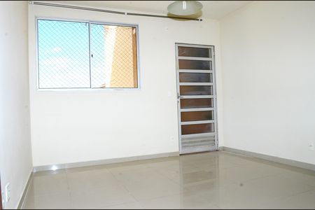 Sala de apartamento para alugar com 2 quartos, 49m² em Jardim Vitória, Belo Horizonte