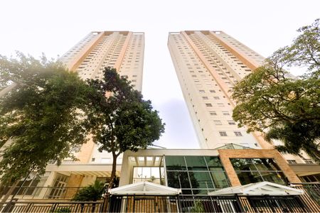 Apartamento para alugar com 180m², 4 quartos e 3 vagas Apartamento para alugar com 180m², 4 quartos e 3 vagasFachada