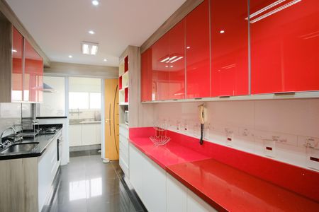 Apartamento para alugar com 180m², 4 quartos e 3 vagasCozinha