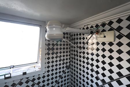 Apartamento à venda com 55m², 2 quartos e 1 vaga Apartamento à venda com 55m², 2 quartos e 1 vagaBanheiro