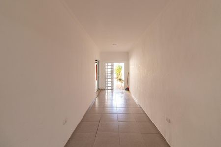 Casa para alugar com 128m², 3 quartos e 2 vagasCorredor 