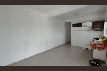 Casa para alugar com 70m², 2 quartos e sem vaga Casa para alugar com 70m², 2 quartos e sem vagaCozinha e Área de Serviço