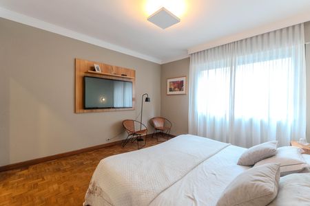 Apartamento à venda com 240m², 4 quartos e 1 vaga Apartamento à venda com 240m², 4 quartos e 1 vagaSuíte master