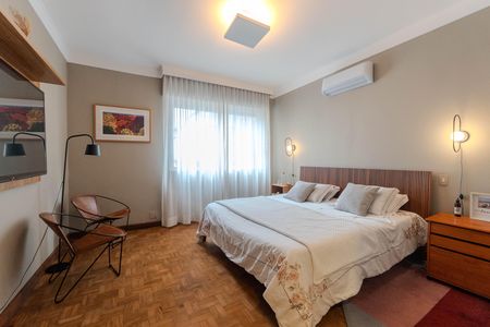 Apartamento à venda com 240m², 4 quartos e 1 vaga Apartamento à venda com 240m², 4 quartos e 1 vagaSuíte master