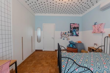 Apartamento à venda com 240m², 4 quartos e 1 vaga Apartamento à venda com 240m², 4 quartos e 1 vagaQuarto 1