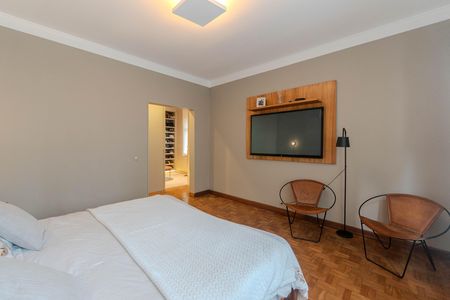 Apartamento à venda com 240m², 4 quartos e 1 vaga Apartamento à venda com 240m², 4 quartos e 1 vagaSuíte master