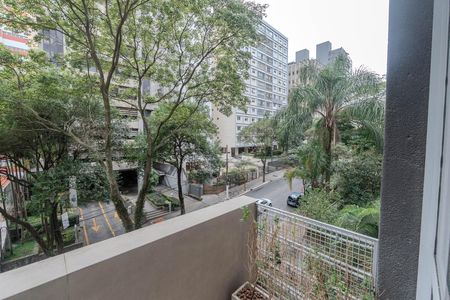 Apartamento à venda com 240m², 4 quartos e 1 vaga Apartamento à venda com 240m², 4 quartos e 1 vagaSacada