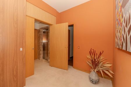 Apartamento à venda com 240m², 4 quartos e 1 vaga Apartamento à venda com 240m², 4 quartos e 1 vagaHall